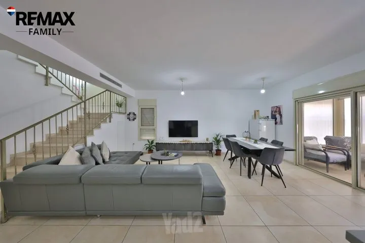 דופלקס 5 חדרים למכירה בחומה ומגדל 12, קרית חיים — תמונה 4