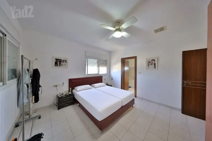 בית פרטי/ קוטג' 6 חדרים למכירה בפייר אוגוסט רנואר 57, קרית אתא — תמונה 7