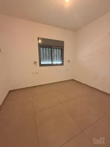 דירה בחומה ומגדל — תמונה 7