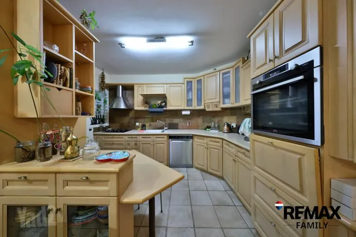דירת גן 5 חדרים למכירה בזבולון המר, קרית מוצקין — תמונה 4