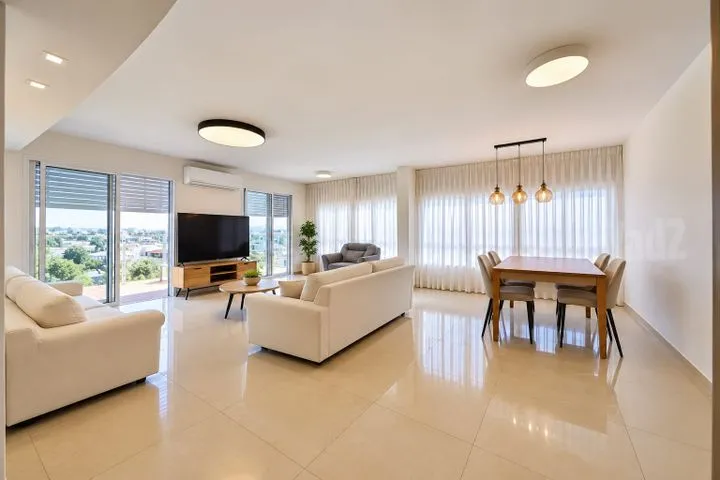 דירה 4 חדרים למכירה בהרב קוק 40, קרית מוצקין — תמונה 2