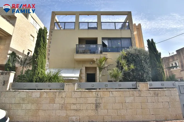 דירת גן 5.5 חדרים למכירה בהרב קוק, קרית מוצקין — תמונה 9