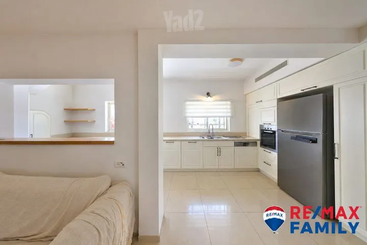 דירת גן 4 חדרים למכירה בהילדים 4, קרית מוצקין — תמונה 4