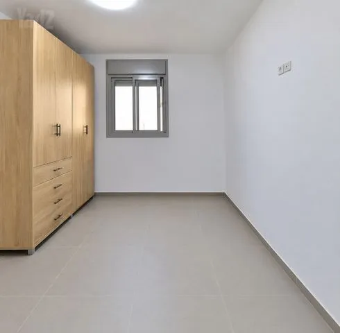 דירה 5 חדרים למכירה בנעמי שמר, קרית ביאליק — תמונה 5