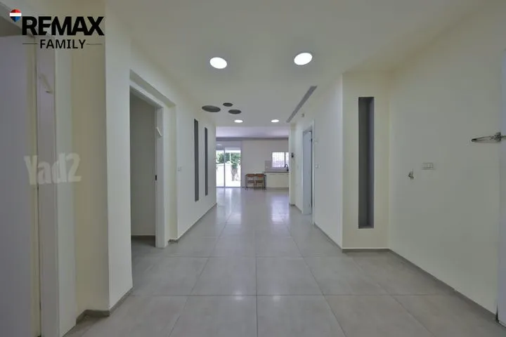 דירת גן 4 חדרים למכירה בקרן קיימת לישראל 60, קרית ביאליק — תמונה 5