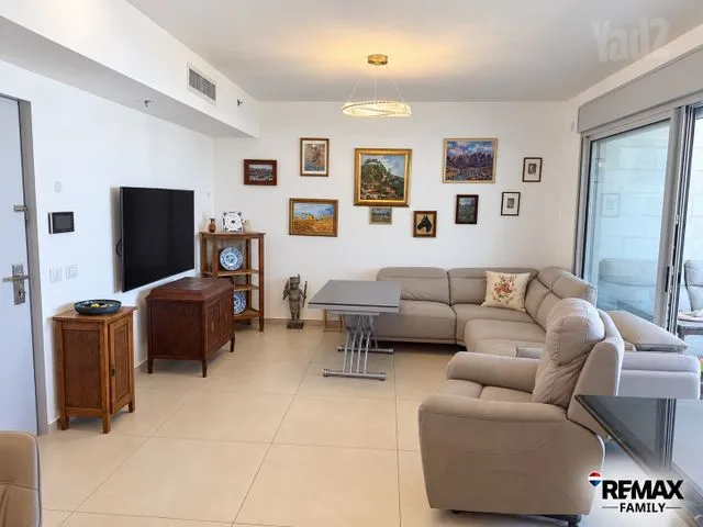 דירה 5 חדרים למכירה באהוד מנור 9, קרית ביאליק — תמונה 1