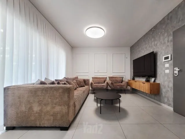 דירת גן 3 חדרים למכירה ביצחק שמיר, קרית ביאליק — תמונה 2