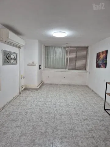 דירה 4 חדרים למכירה בז'בוטינסקי 59, קרית מוצקין — תמונה 1