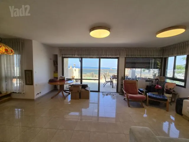 דירה בהנרייטה סולד 52, חיפה