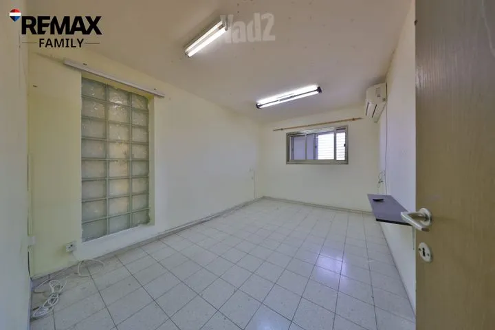 דירה 4 חדרים למכירה בקרן היסוד 104, קרית ביאליק — תמונה 6