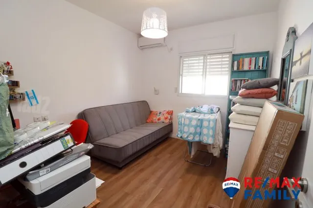 דירה במנחם בגין 8 — תמונה 4