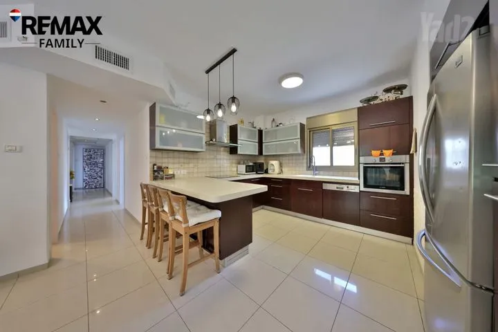 דירת גן 6 חדרים למכירה באדגר דגה 19, קרית אתא — תמונה 6