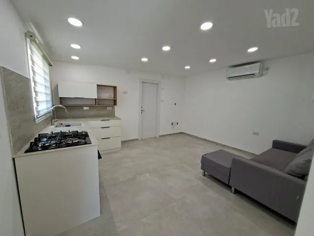 יחידת דיור 2 חדרים להשכרה ב, קרית אתא — תמונה 1