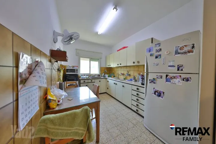 בית פרטי/ קוטג' 7 חדרים למכירה באשל, קרית ביאליק — תמונה 4