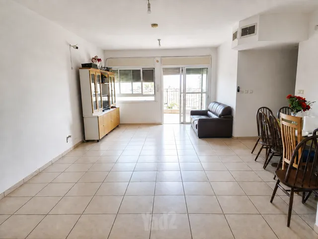דירה בהחשמונאים — תמונה 3