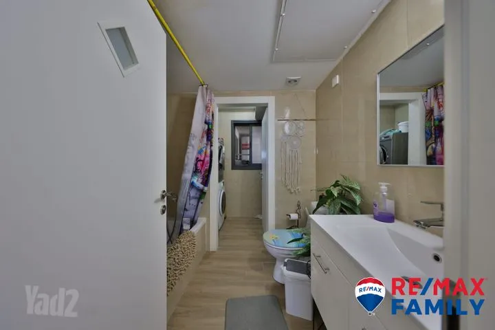 דירה 5 חדרים למכירה בעפרה חזה, קרית מוצקין — תמונה 4
