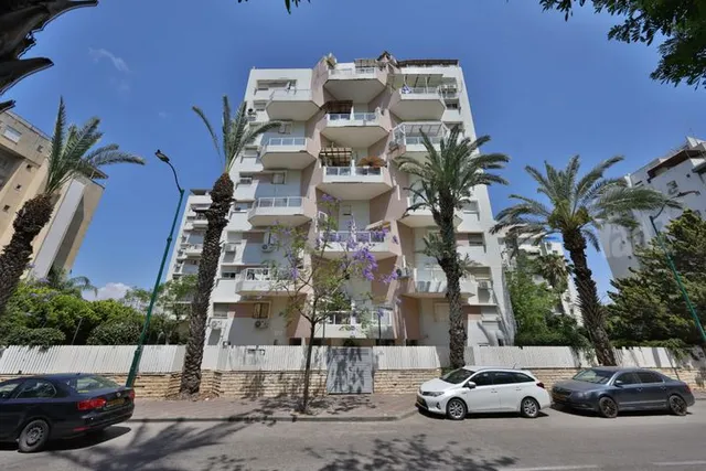 גג/ פנטהאוז בחיים 48 — תמונה 7