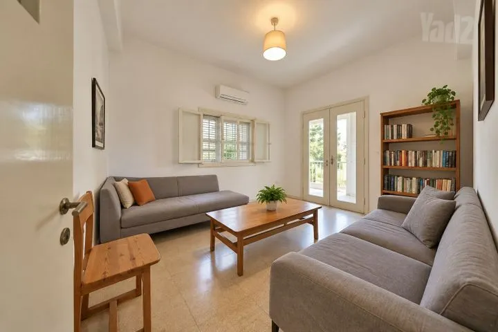 דירה 2.5 חדרים למכירה בחיים וייצמן 19, חיפה — תמונה 1
