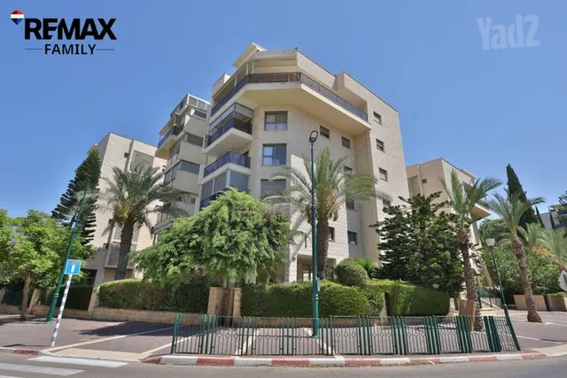 גג/ פנטהאוז ביקינטון 4 — תמונה 13