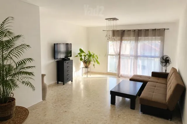דירה בשדרות בית וגן 10, קרית אתא