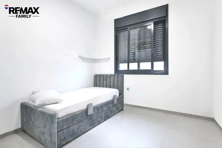 דירה 4 חדרים למכירה בנעמי שמר 34, קרית ביאליק — תמונה 7