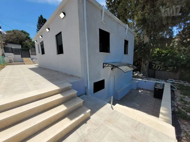 בית פרטי/ קוטג' 4 חדרים למכירה באהרון בן יוסף 3, קרית אתא — תמונה 8