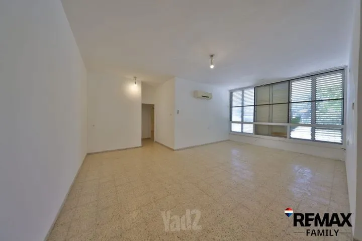 דירה 4 חדרים למכירה בדפנה 13, קרית ביאליק — תמונה 1