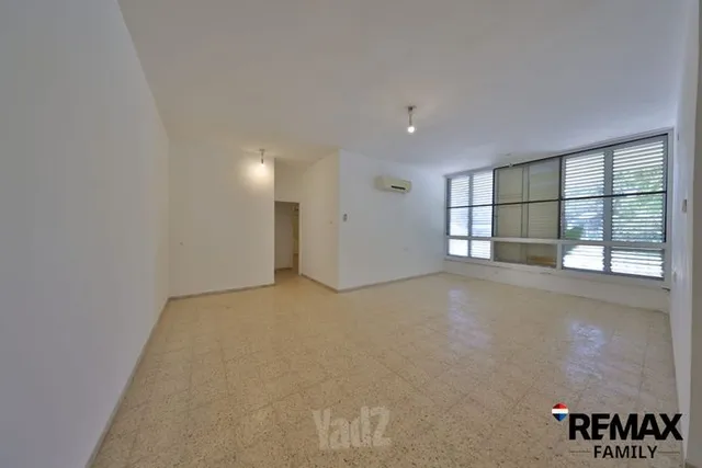 דירה בדפנה 13, קרית ביאליק