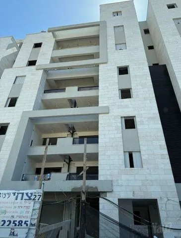 דירה 5 חדרים למכירה ב, קרית ים — תמונה 1