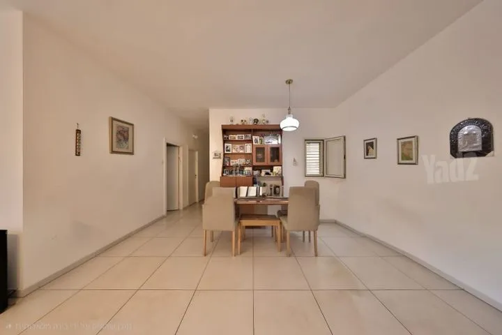 דירה 5 חדרים למכירה באילון 27, קרית ביאליק — תמונה 3