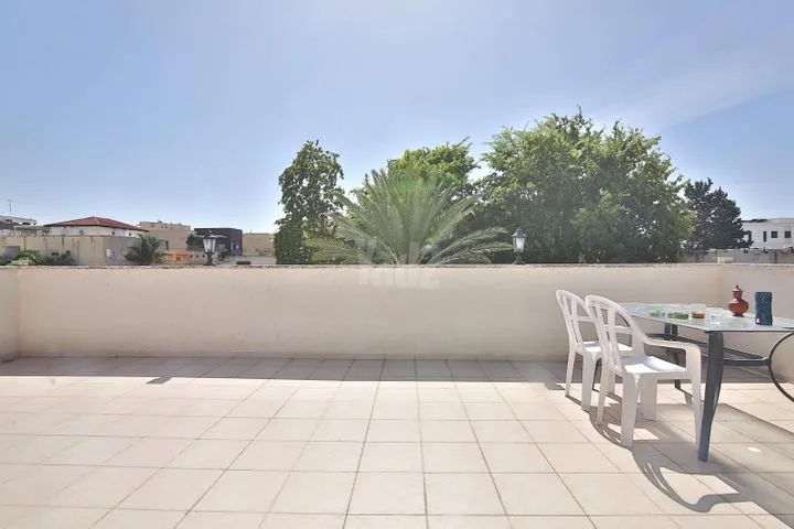 דו משפחתי 5 חדרים למכירה בהזית, קרית ביאליק — תמונה 4