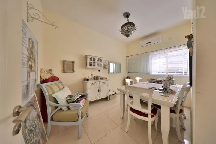 דירה 4 חדרים למכירה בהשקדים 7, קרית ביאליק — תמונה 5