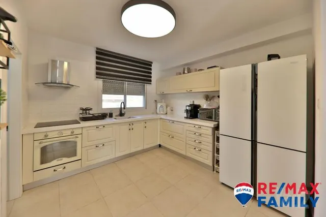 דו משפחתי במרק שאגאל 21 — תמונה 3