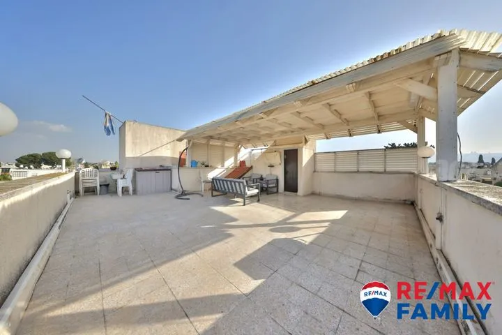 דופלקס 5 חדרים למכירה בהגדוד העברי, קרית חיים — תמונה 7
