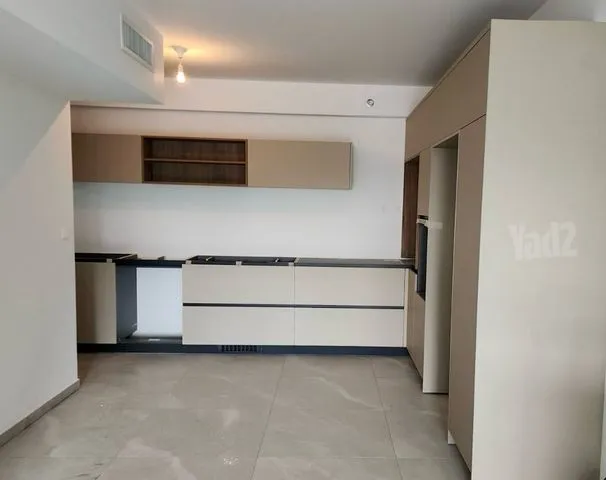 דירה במנחם בגין — תמונה 2