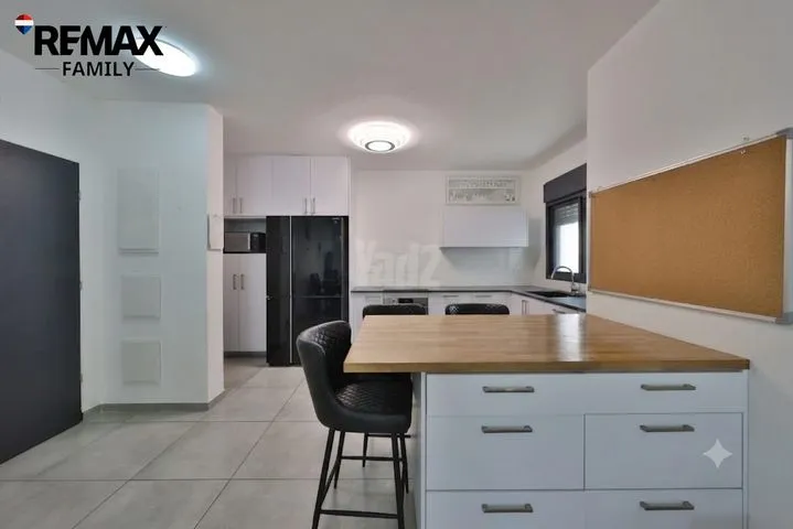 דירה 4 חדרים למכירה בנעמי שמר, קרית ים — תמונה 3