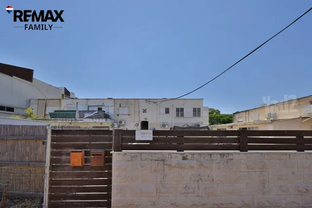 דירה בהרב עוזיאל 24 — תמונה 8
