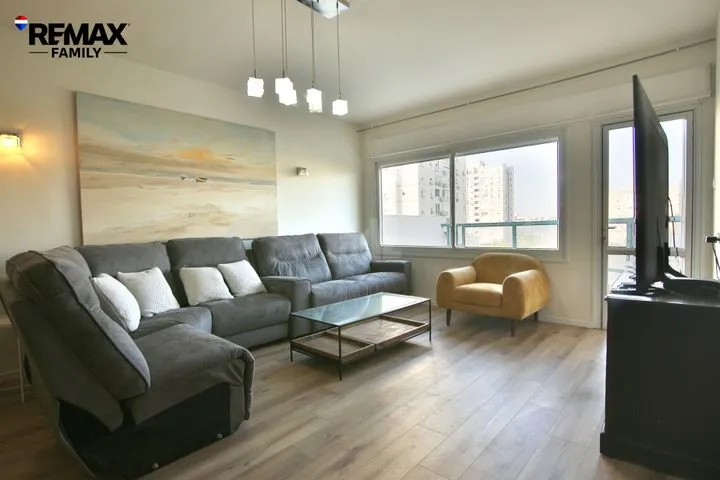 דירה 5 חדרים למכירה בהגנים 1, קרית ביאליק — תמונה 1