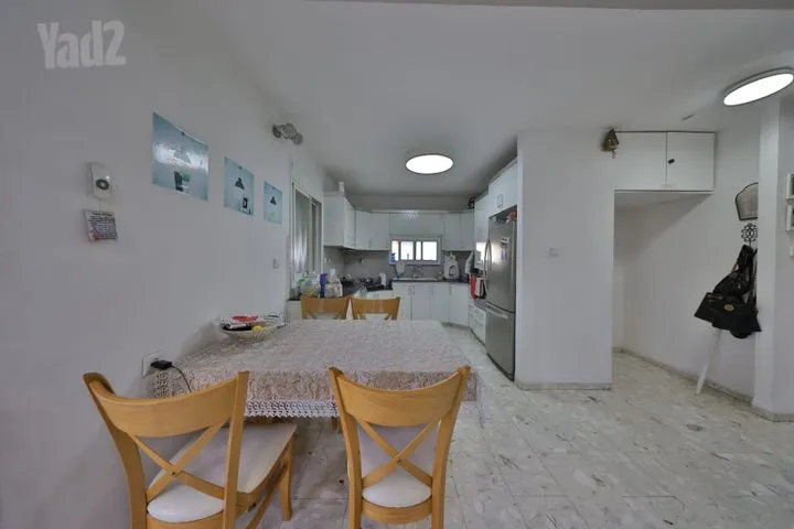 דירה 5 חדרים למכירה במשה בילינסון 62, קרית חיים — תמונה 2