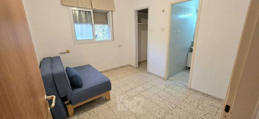 דירה 4 חדרים למכירה בשדרות בן גוריון 64, קרית מוצקין — תמונה 2