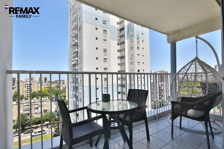 דירה 5.5 חדרים למכירה ביגאל אלון 11, קרית מוצקין — תמונה 7