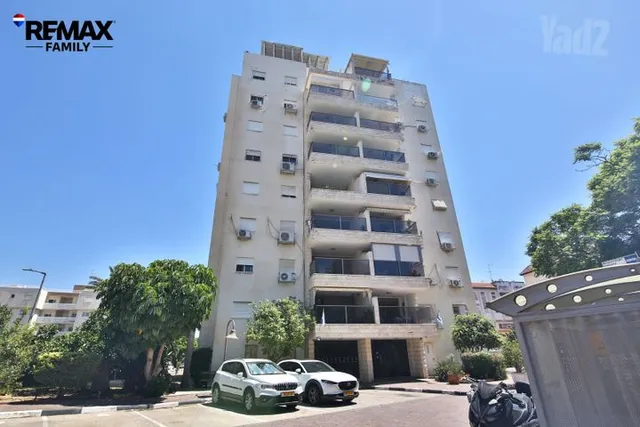 דירה במנחם בגין 12 — תמונה 6