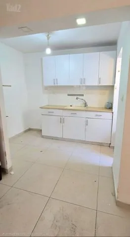 דירה בשדרות דגניה 5 — תמונה 1