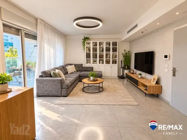 דירה באהוד מנור 11 — תמונה 1