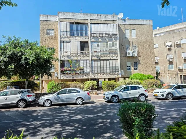דירה 5 חדרים למכירה בשדרות בן גוריון, קרית ביאליק — תמונה 11