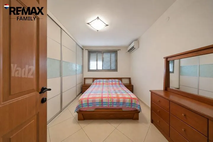 דופלקס 6 חדרים למכירה ב, קרית מוצקין — תמונה 8
