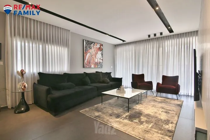 דירה 5 חדרים למכירה בהגפן 28, קרית ביאליק — תמונה 4