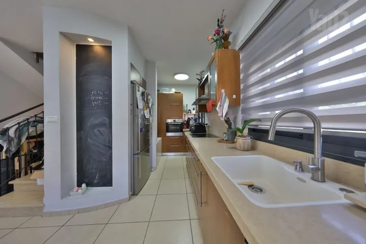 בית פרטי/ קוטג' 5.5 חדרים למכירה בהשקד, קרית חיים — תמונה 4