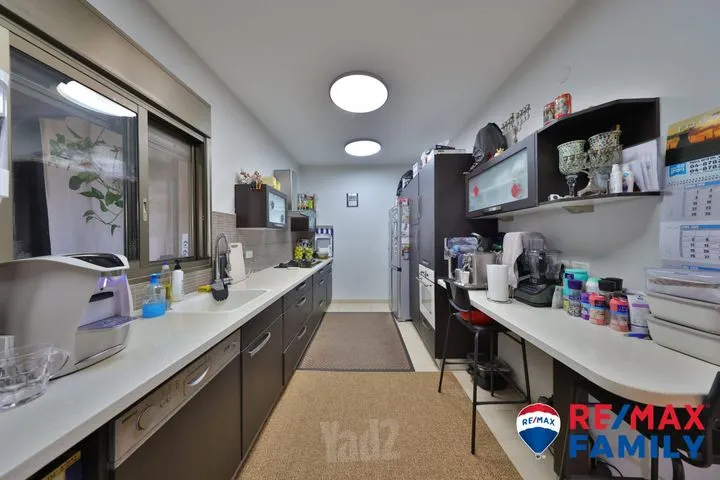 בית פרטי/ קוטג' 6 חדרים למכירה בפייר בונאר 22, קרית אתא — תמונה 3