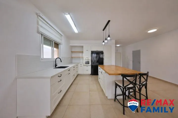 דירה 4 חדרים למכירה ב, קרית חיים — תמונה 2